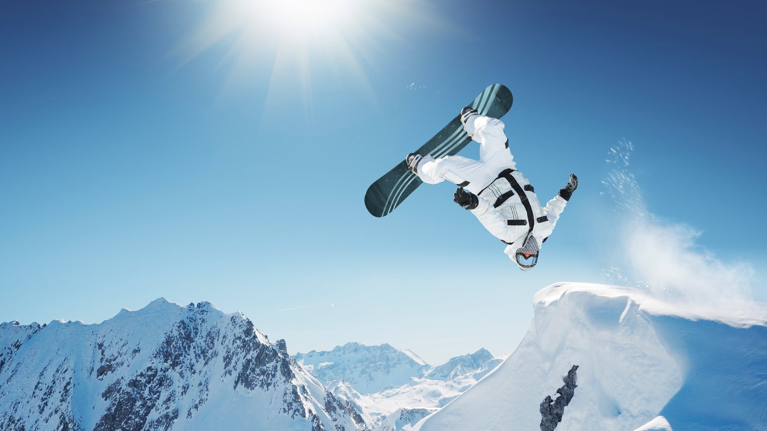 青少年篮球公益项目不断拓展，惠及贫困地区和边远山区，青少年篮球协会